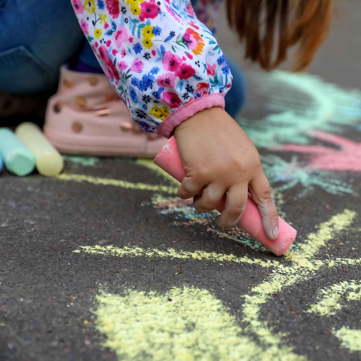 Giant Coloured Sidewalk Chalks Pack of 20