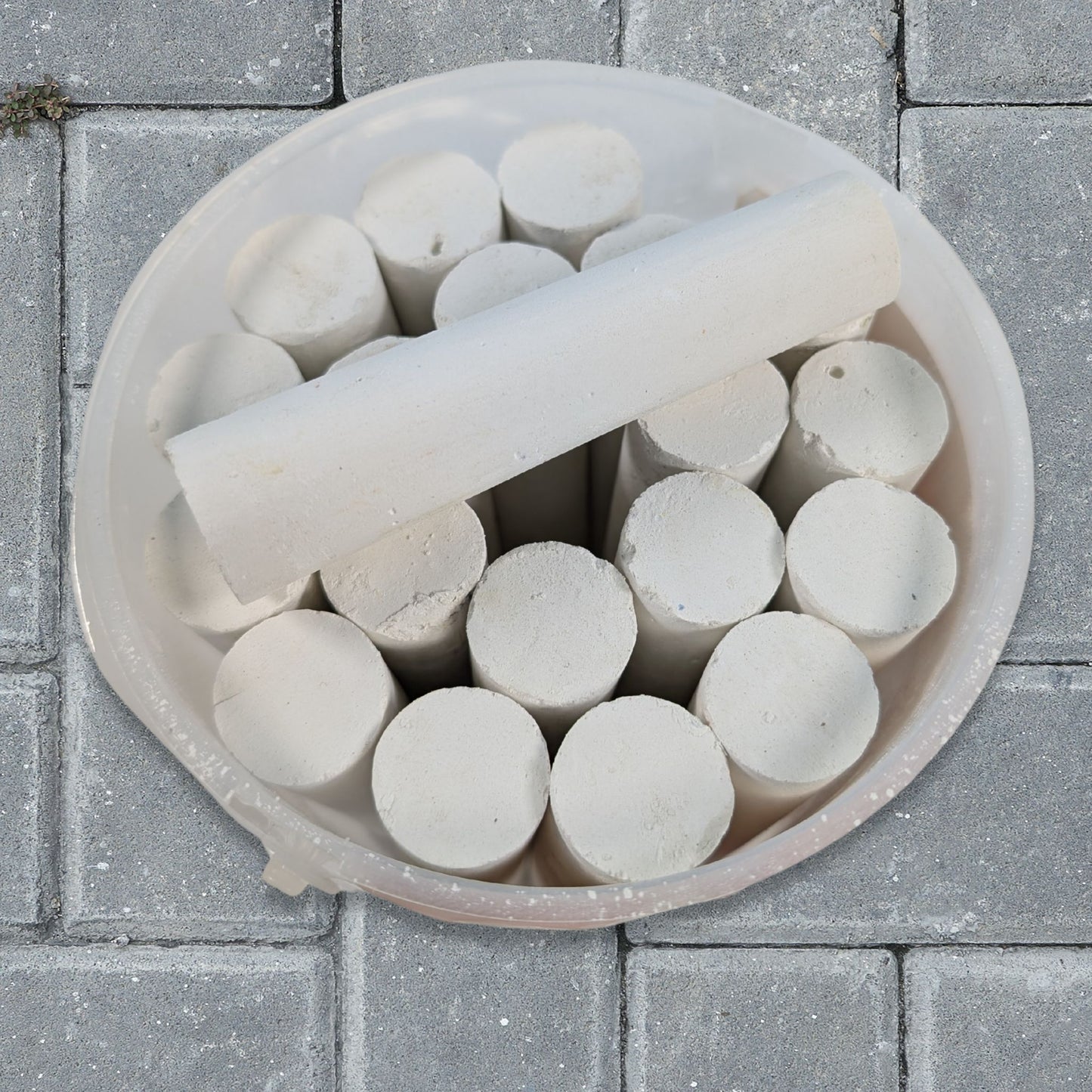 Giant White Sidewalk Chalks Pack of 20