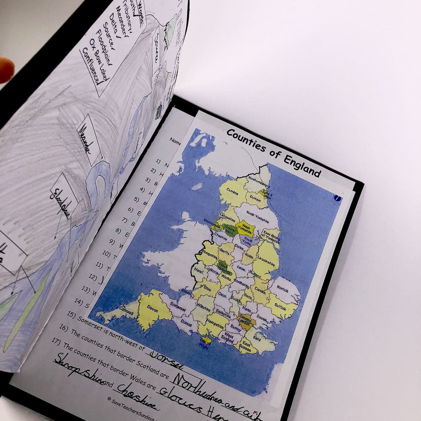 Scrap Books perfect for displaying Topic Work - Black Cover 20 White Pages
