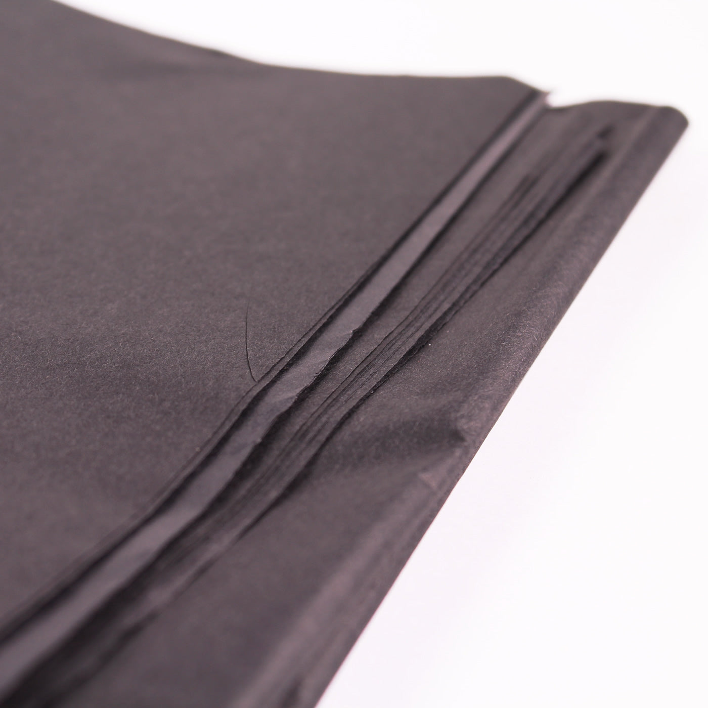 pack of black paper tissue