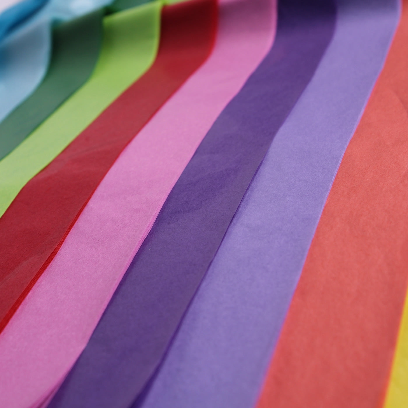 Sheets of coloured tissue