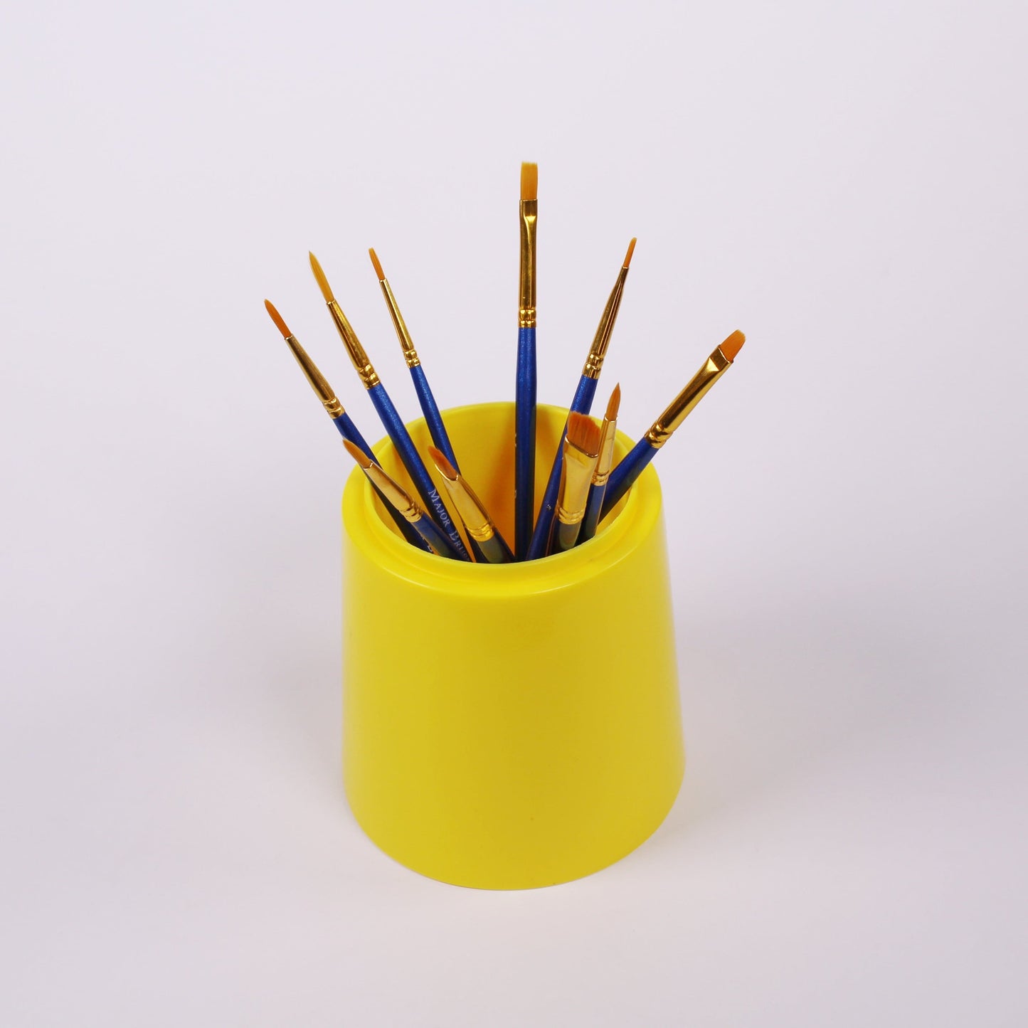 Set of 10 painting brushes