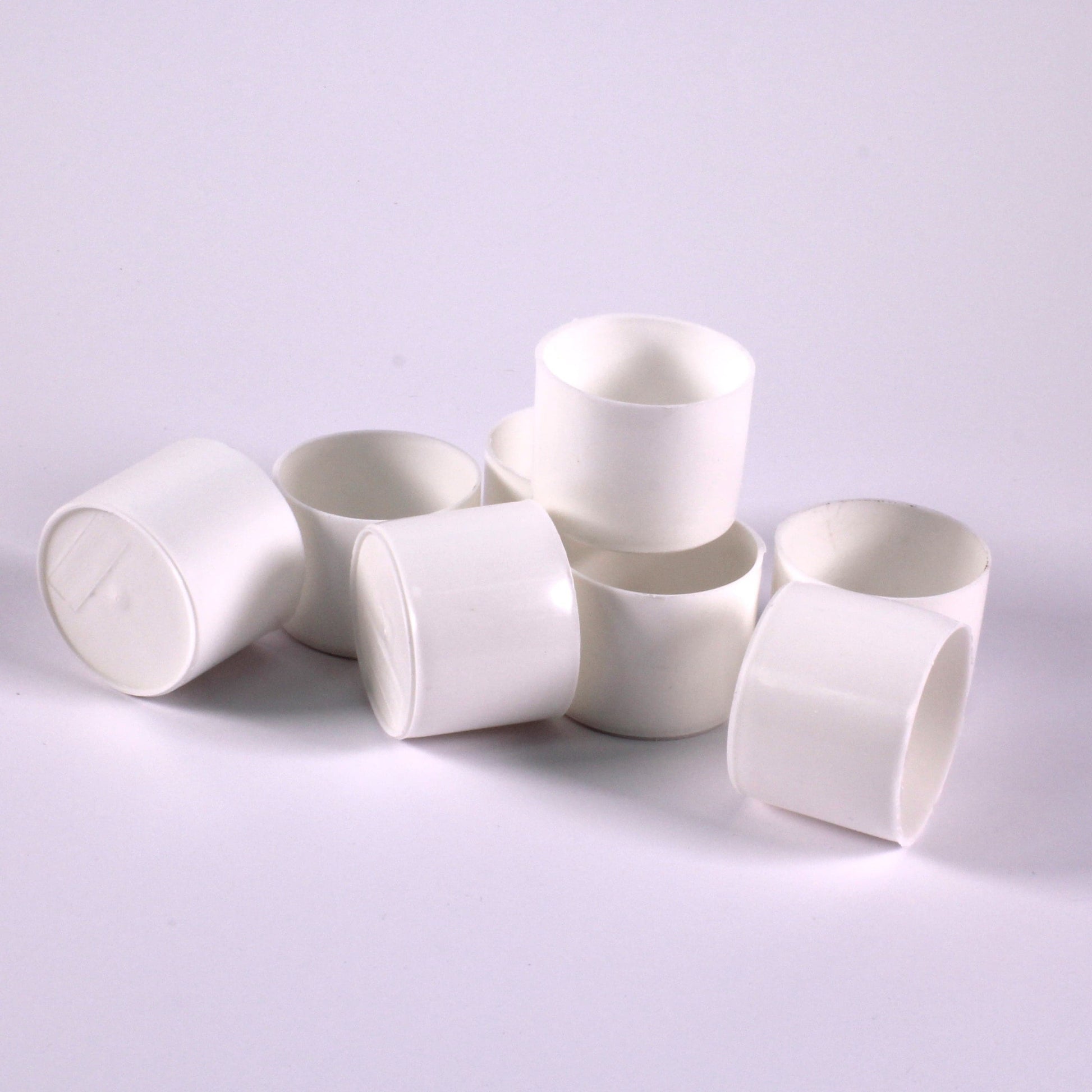 white painting pots