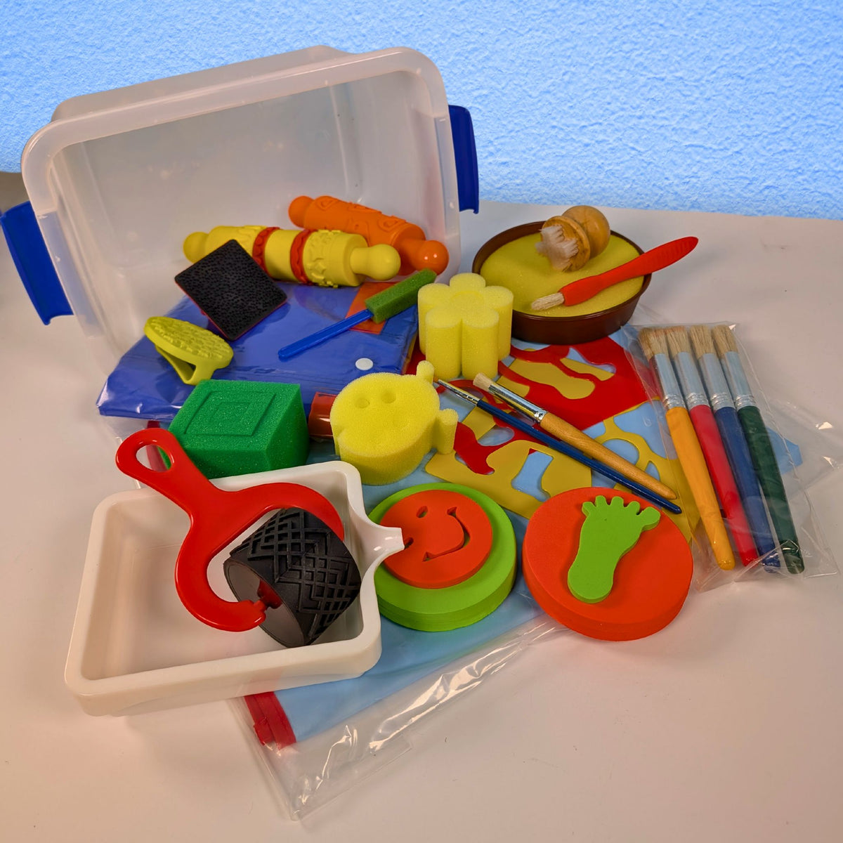 Painting Tools & Accessories Kit in Storage Box for Arts and Craft Projects